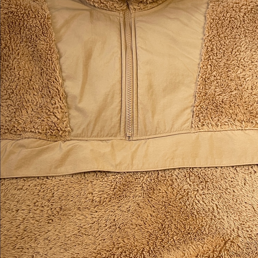PINK Victoria's Secret Soft Tan Sherpa.  Size Large. - Picture 6 of 6